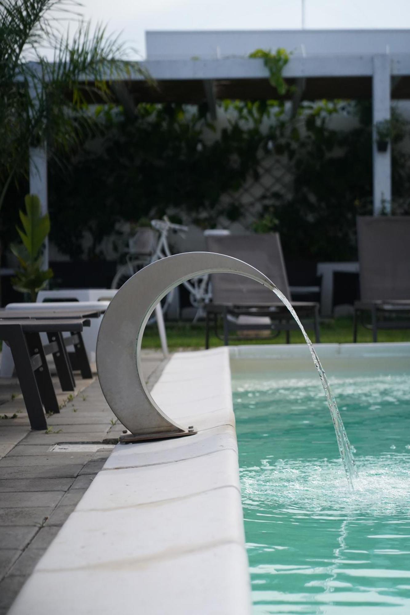 Villa Leonardo San Foca - Room, Pool & Restaurant Exterior photo